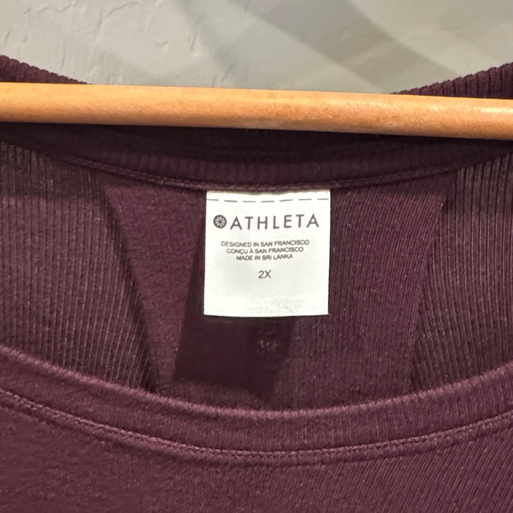 Athleta 2X With Ease Deep Burgundy Short Sleeve Tee Plus Size - Picture 2 of 7